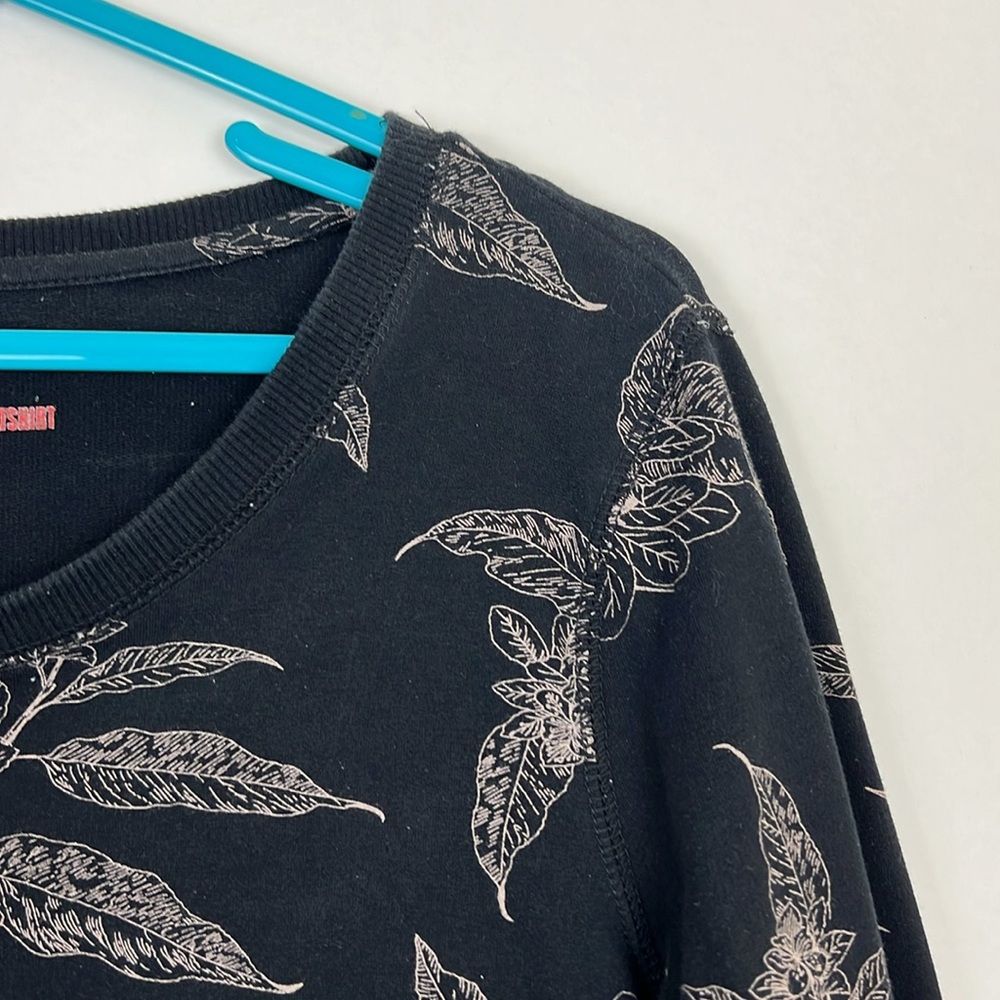 Style & Co Floral Black Sweatshirt tan print M - Picture 4 of 9